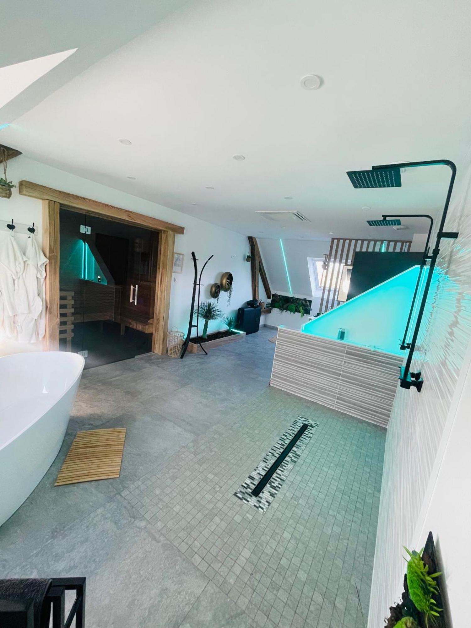 Maison Gite Chez Nounou Sauna Jacuzzi Jardin Arbore Etting Exteriér fotografie